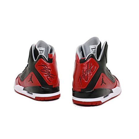 Jordan SC-3 "Bulls" (001/negro/rojo/blanco)