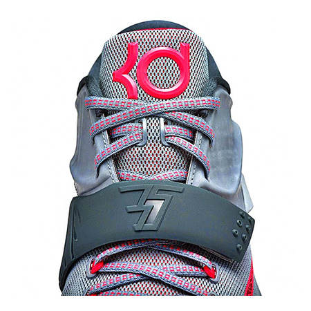 KD VII "Calm Before The Storm" (060/gris/fuxia)