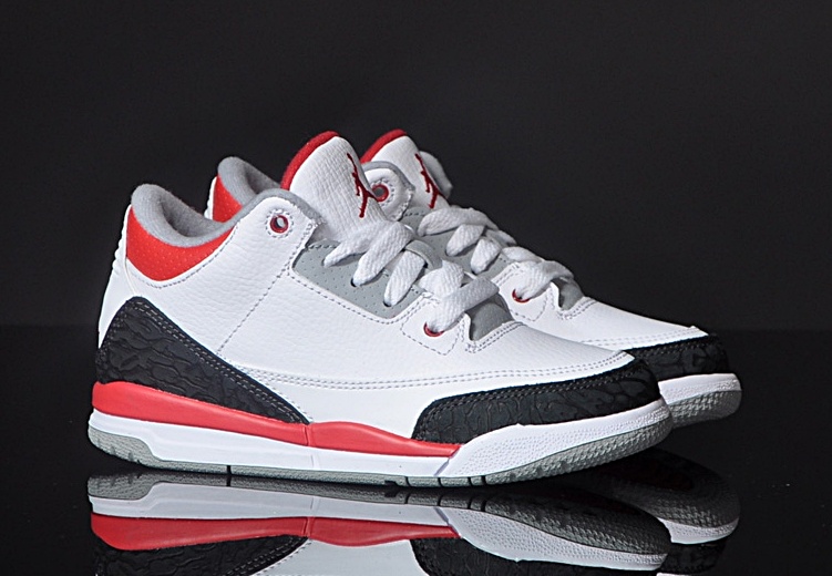 jordan retro 3 negro con blanco