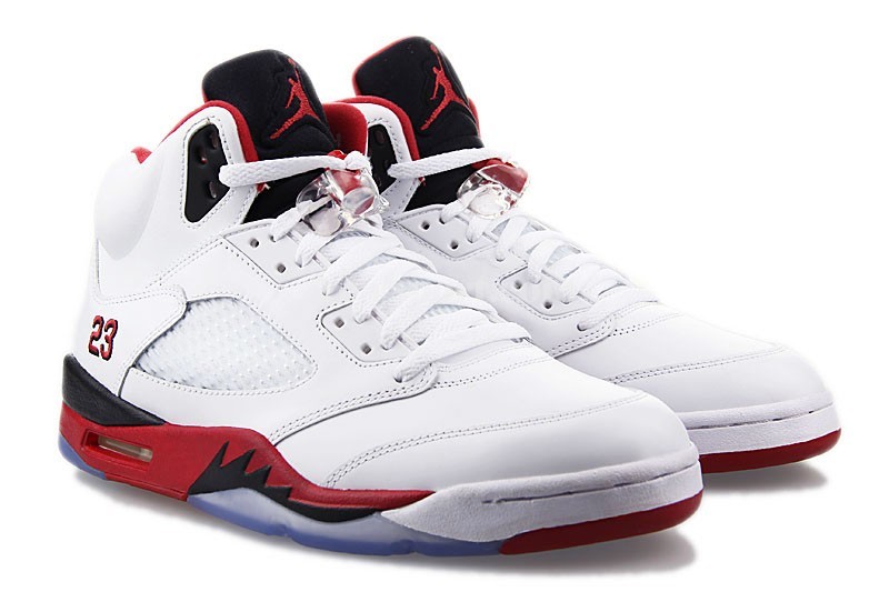 jordan retro blanco con rojo