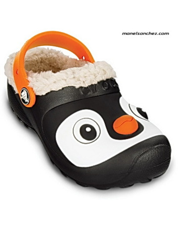 Crocs Penguin Lined Clog  (negro)