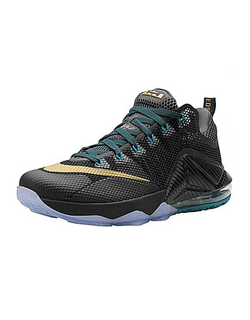 Lebron XII Low "SVSM" (070/negro/metalic gold/ radiant esmeralda)