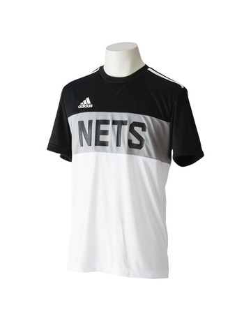 Adidas Camiseta NBA Nets Winter Hoops (negro/gris/blanco)