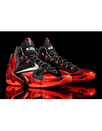 Lebron XI "Away" (001/negro/rojo)