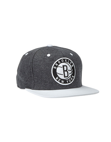 Adidas Original NBA Gorra Nets Fitted (negro/gris)