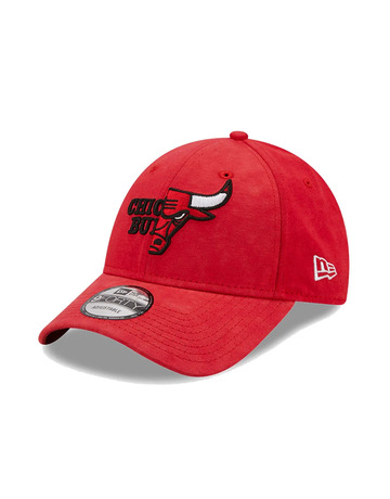 New Era NBA Chicago Bulls Split Logo 9Forty Washed Strapback Cap