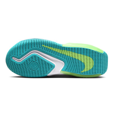 converse nexus x nike zoom air