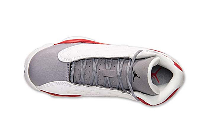 retro 13 blanco con rojo