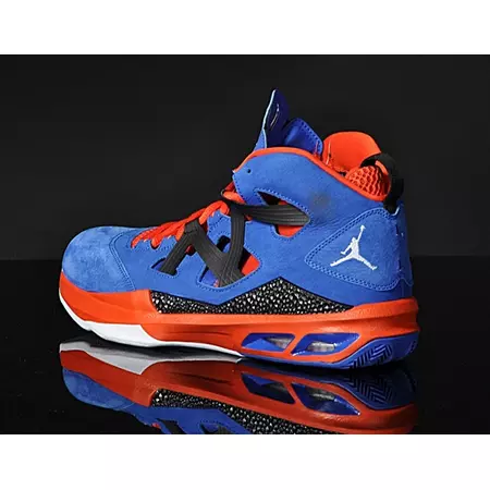 Jordan Melo M9 "Knicks Home" (408/azul/naranja/negro/blanco)