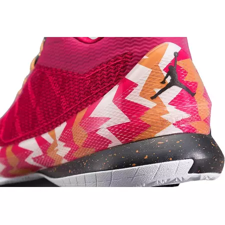 Jordan CP3.VIII "Christmas" (625/cardinal red/bronze/blanco)
