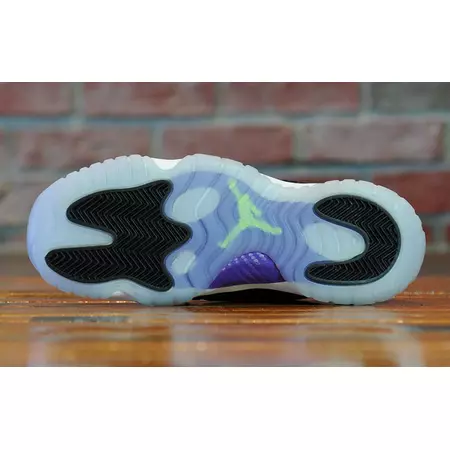 Air Jordan Future Low GG "Ghost Green"