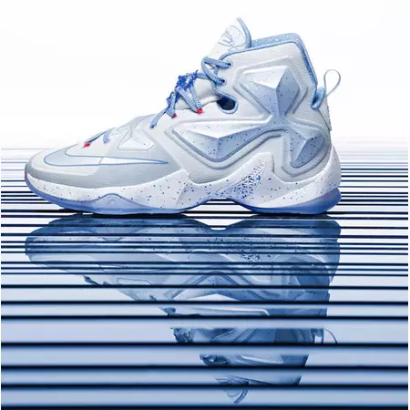 Lebron XIII "XMAS" (144/summit white/light blue/blue tint)