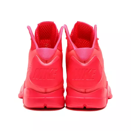 Nike Hyperdunk '08 "Corby33 Solar Red"