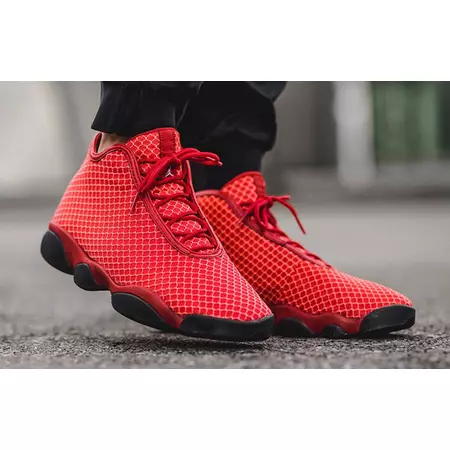 Jordan Horizon (GS) "Rocking Red" (600/gym red/white)