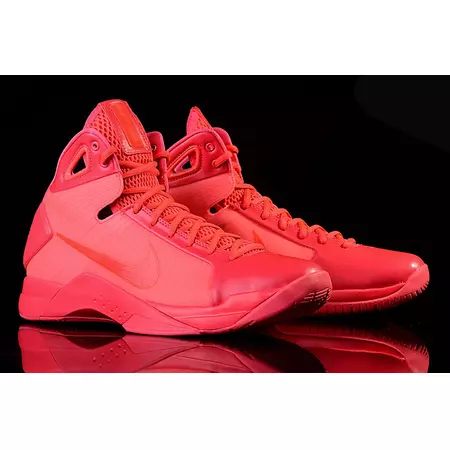 Nike Hyperdunk '08 "Corby33 Solar Red"