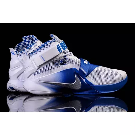 Lebron Soldier IX Premium "Kentucky" (104/white/silver/gym royal)