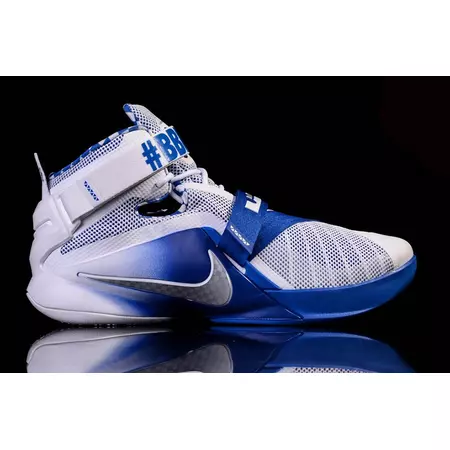Lebron Soldier IX Premium "Kentucky" (104/white/silver/gym royal)