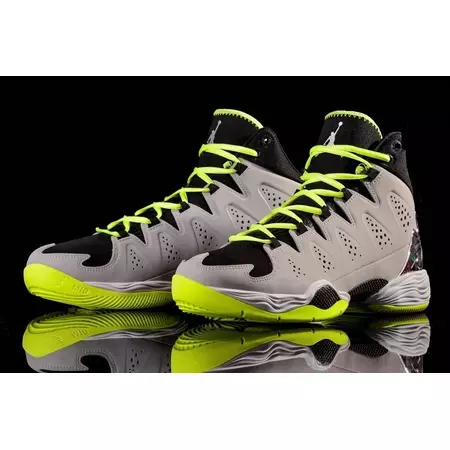 Jordan Melo M10 "SilverVolt" (045/metalicsilver/volt/negro)