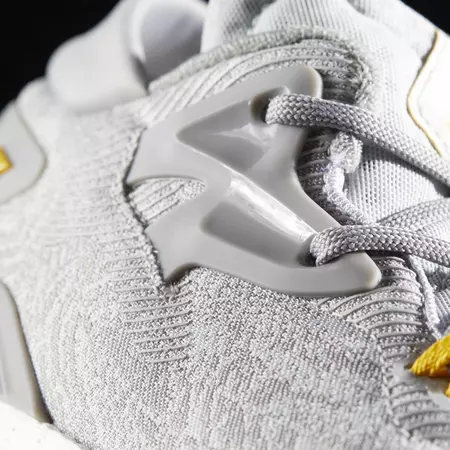 Adidas Crazylight Boost Low 2016 "Solid"