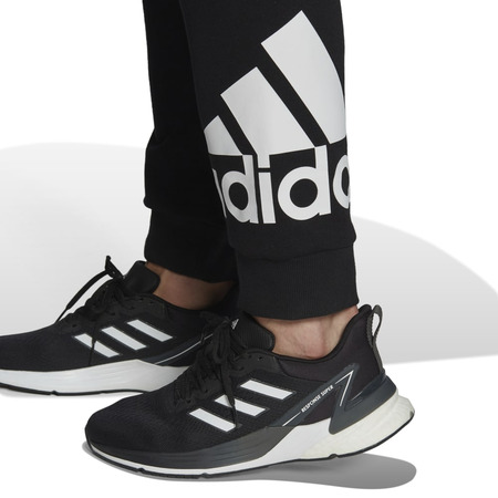 Adidas Essentials Fleece Tapered Cuff Pant Logo "Black"