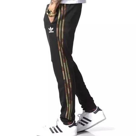 Adidas Originals Superstar Cuffed Track Pants (black/earth khaki)