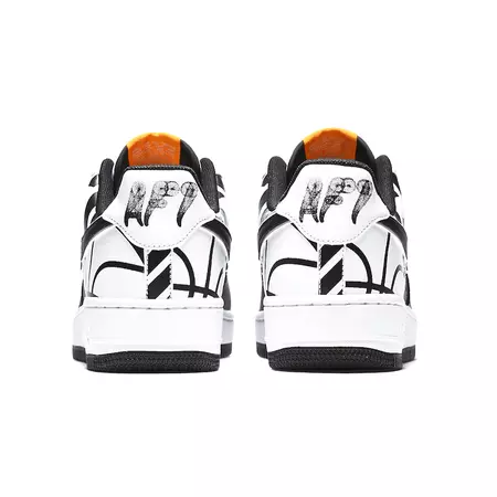 Air Force 1 '07 LV8 "Black"