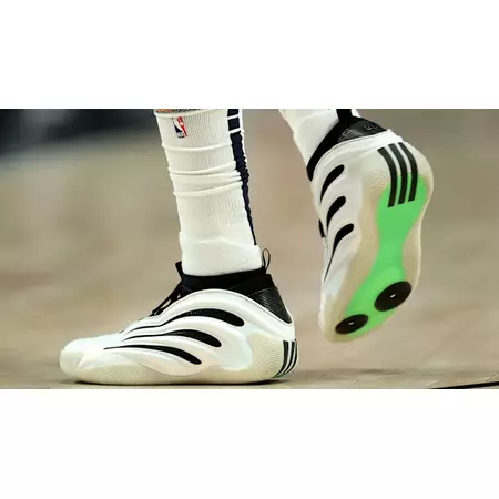 Harden Vol. 9 “Cloud White Black”