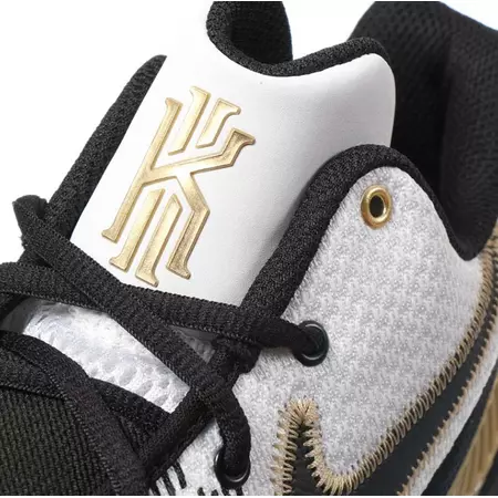 Kyrie Flytrap II "Metallic Gold"