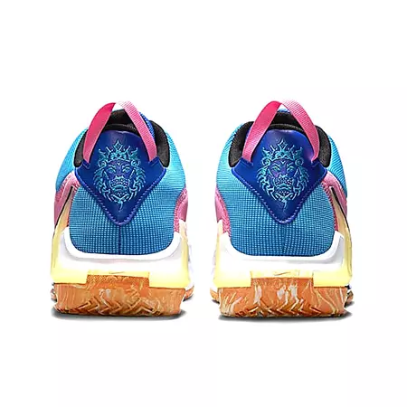 LeBron Witness 7 "Roy Blue"