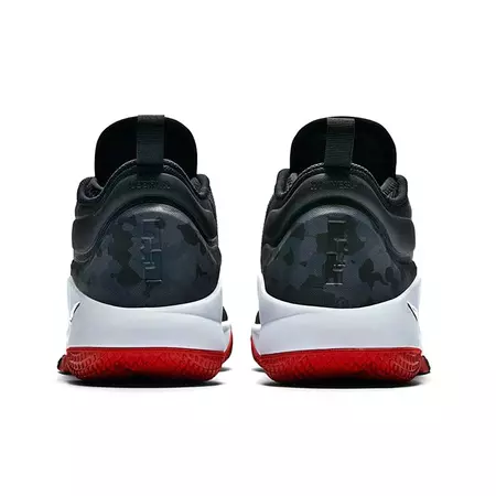 LeBron Witness II "Course" (006)