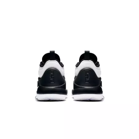 LeBron Witness II "Dodge Viper" (100)