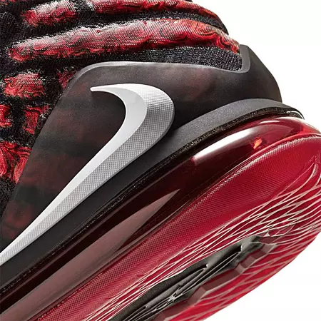 Lebron XVII "Infrared"
