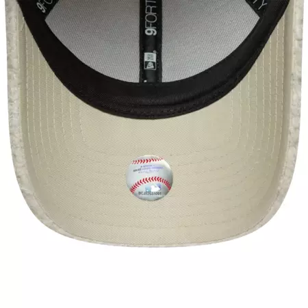 Gorra Ajustable New Era MLB NY Yankees Borg Cream 9FORTY
