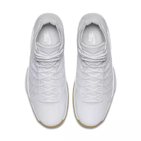 Nike Hyperdunk Lux "Spotless"