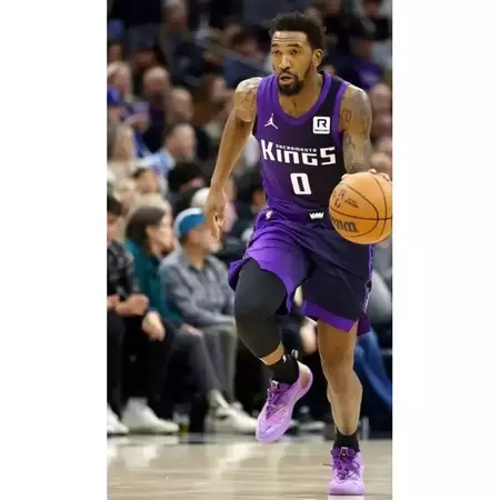 Peak Big Triangle 4.0 x Malik Monk "Pink"