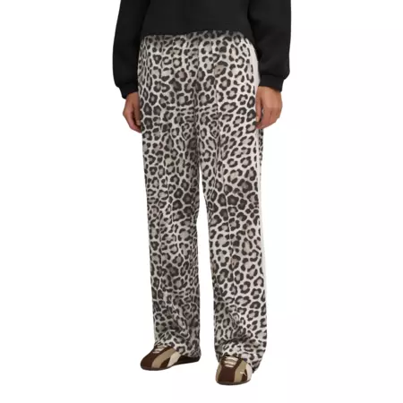Puma T7 LEO LUXE AOP Straight Pants op "Alpine Snow-Ice Coffee"