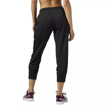 Reebok W Elements Jersey Cuffed Hem Capri (black)