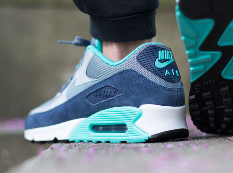 Nike Air Max 90 Essential