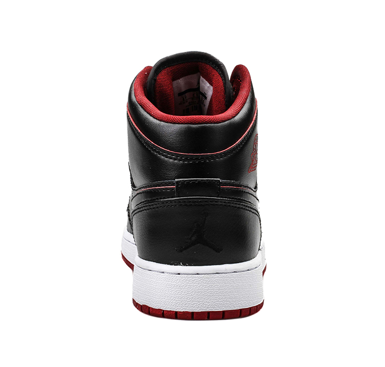 jordan 1 negras con blanco