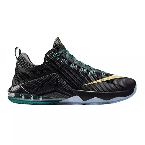 Lebron XII Low "SVSM" (070/negro/metalic gold/ radiant esmeralda)