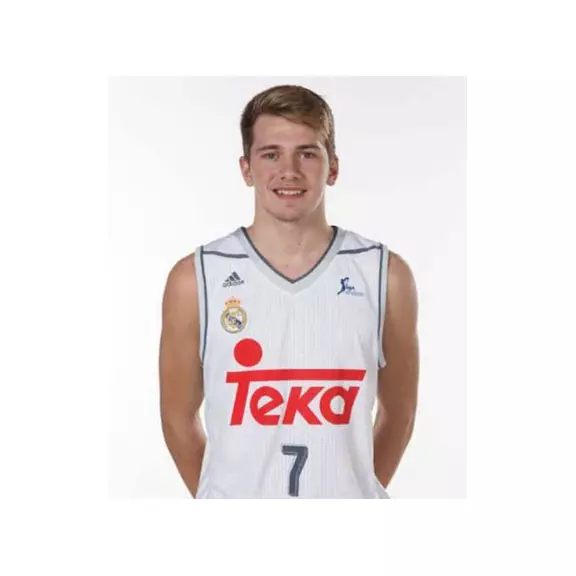 Pack Niño Luka Doncic Real Madrid Basket 2015/16 (blanco/negro)