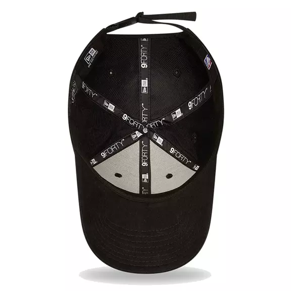 New Era NBA Brooklyn Nets Split Logo 9Forty Washed Strapback Cap