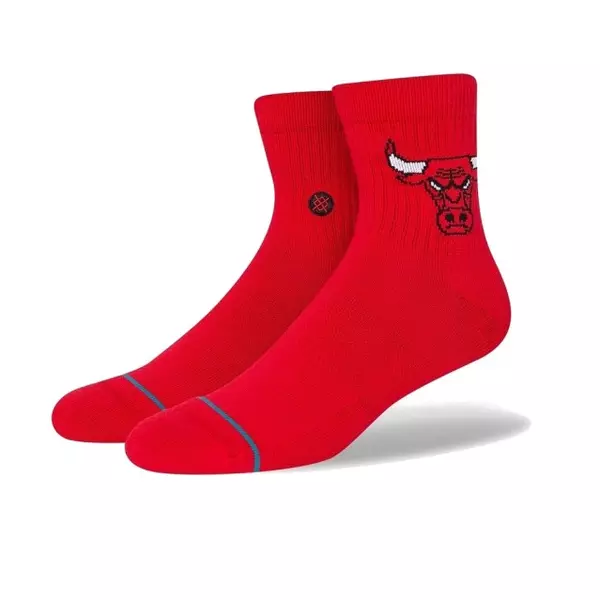 stance-nba-casual-bulls-st-qtr-socks-1.jpg.webp