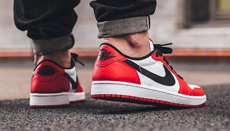 Air Jordan 1 Low White Chicago - Grailify