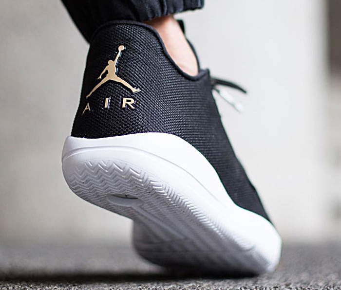 jordan eclipse oro