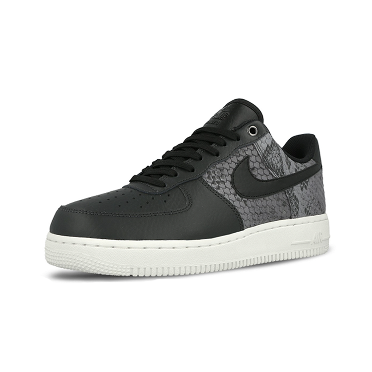 Air Force 1 '07 LV8 "Boa" (003)