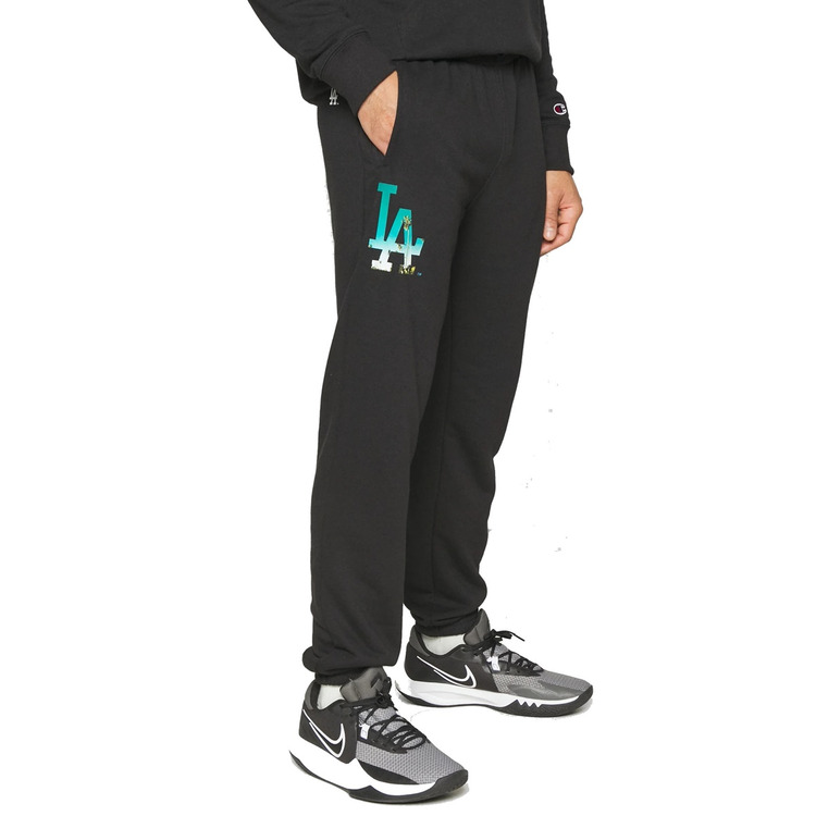 Añadir a la cesta Champion MLB Rochester Authentic Print L.A Dodgers Logo Joggers "Black" Champion MLB Rochester Authentic Print L.A Dodgers Logo Joggers "Black"