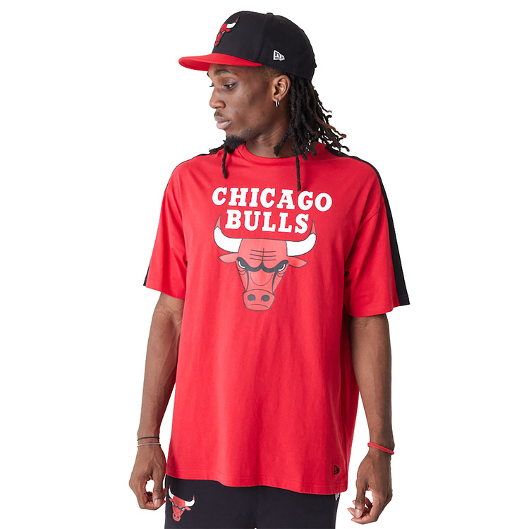 Añadir a la cesta New Era NBA Chicago Bulls Colour Block Oversized T-Shirt New Era NBA Chicago Bulls Colour Block Oversized T-Shirt