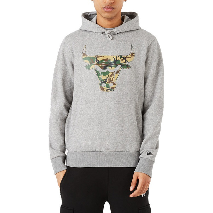 Añadir a la cesta New Era NBA Chicago Bulls Logo Camo Hoodie "Gray" New Era NBA Chicago Bulls Logo Camo Hoodie "Gray"