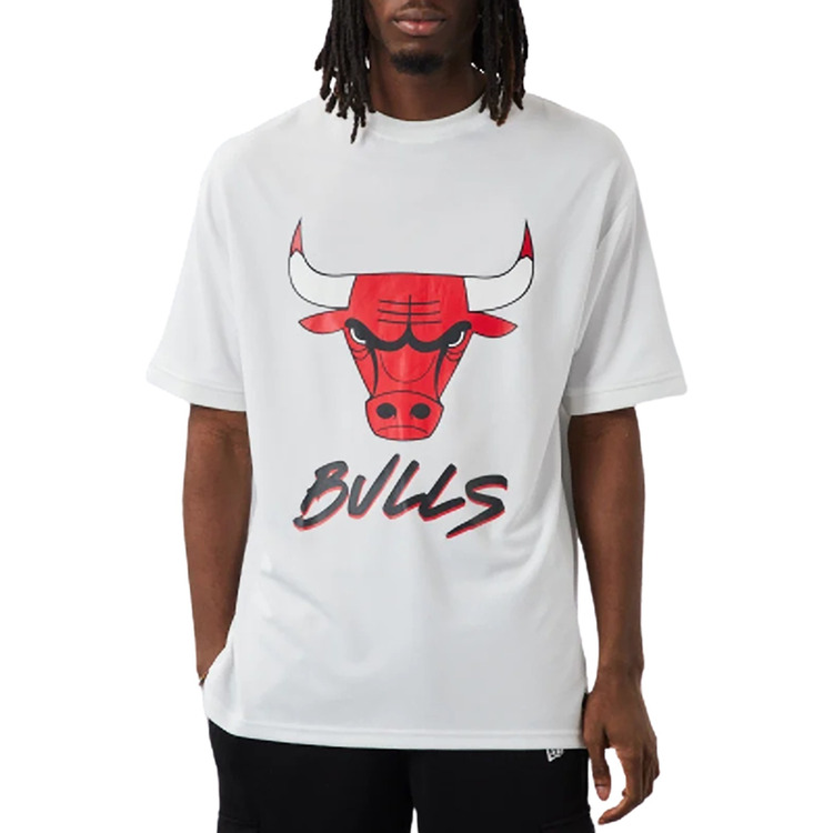 Añadir a la cesta New Era NBA Chicago Bulls Logo Script Mesh Oversize Tee "White" New Era NBA Chicago Bulls Logo Script Mesh Oversize Tee "White"